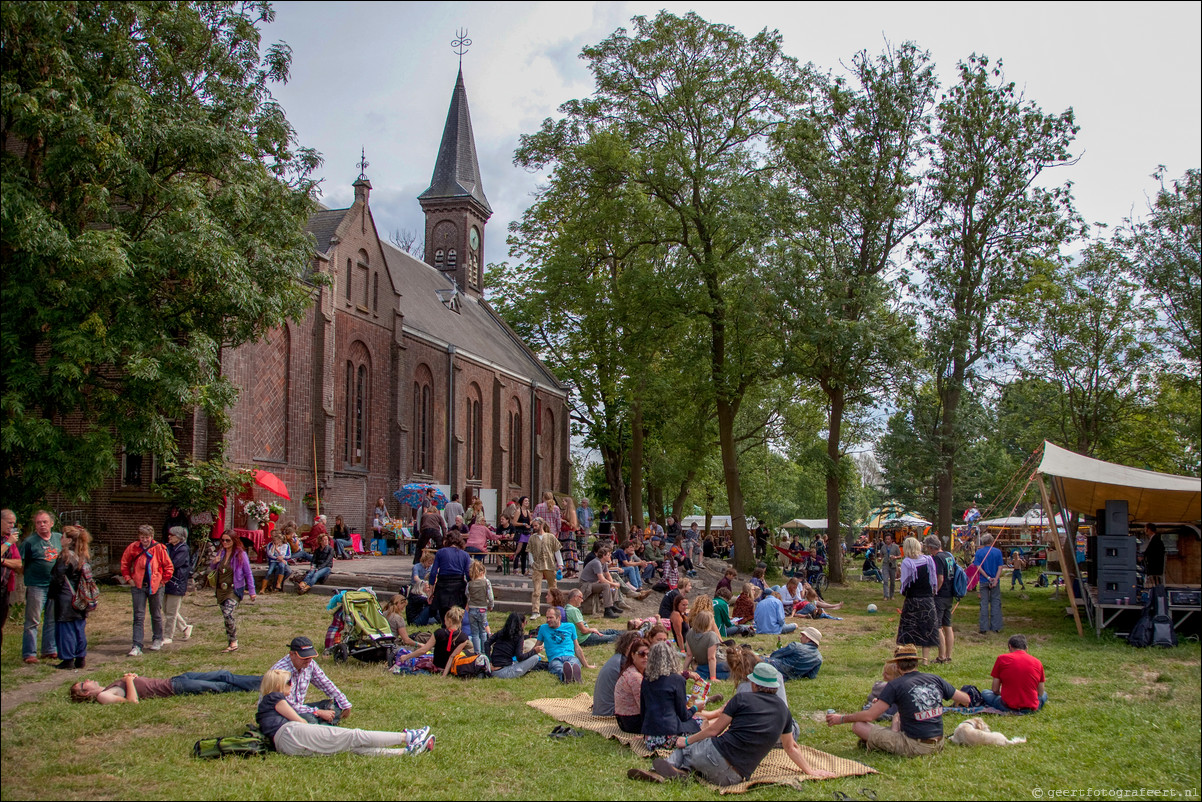 Vurige Tongen - een pinksterfestival in Ruigoord