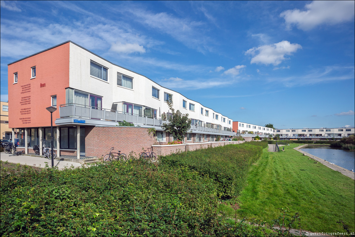 Regenboogbuurt Almere Buiten