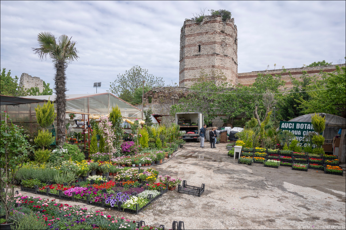 Istanbul Constantinopel Constantinople Landmuren Muur van Theodosius Theodosian Walls