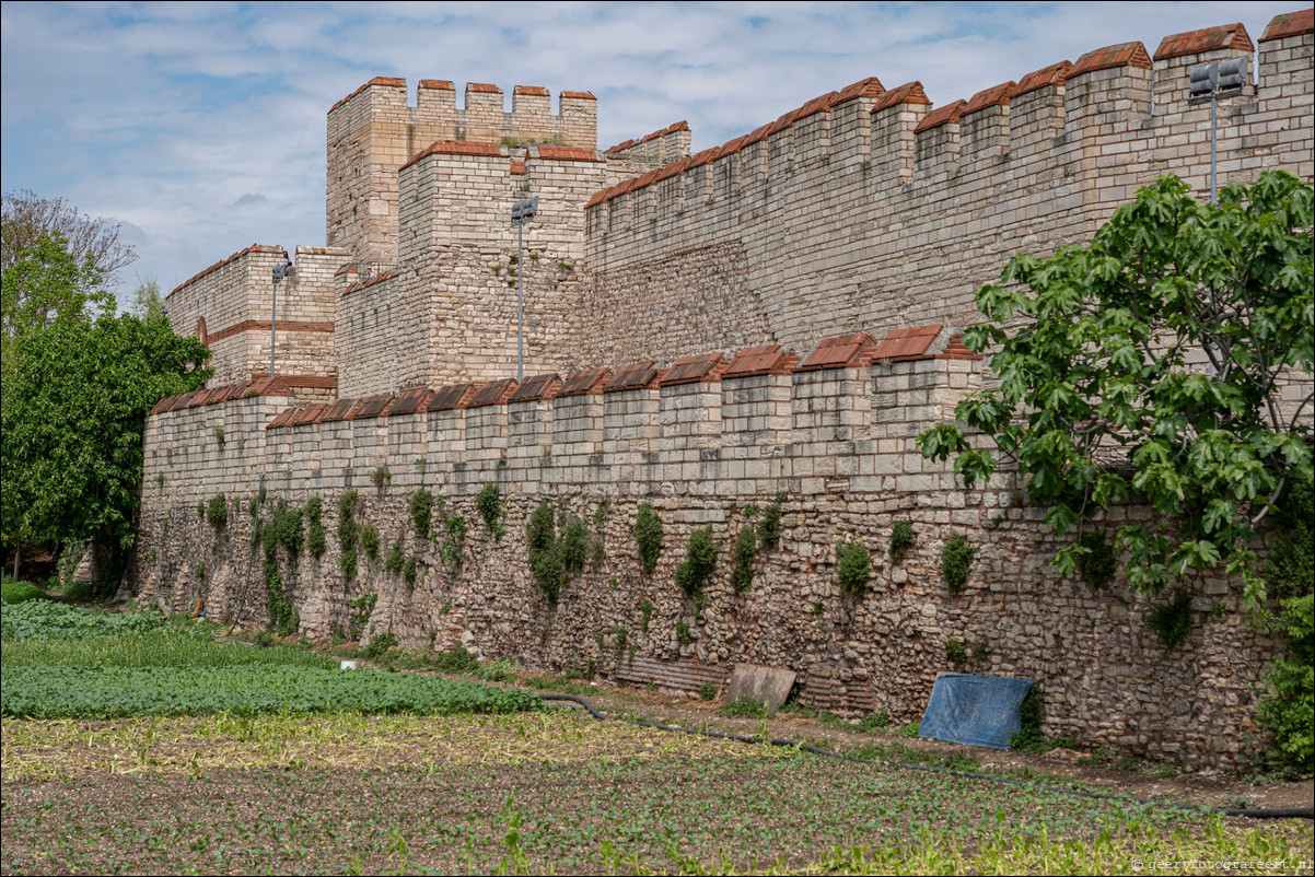 Istanbul Constantinopel Constantinople Landmuren Muur van Theodosius Theodosian Walls