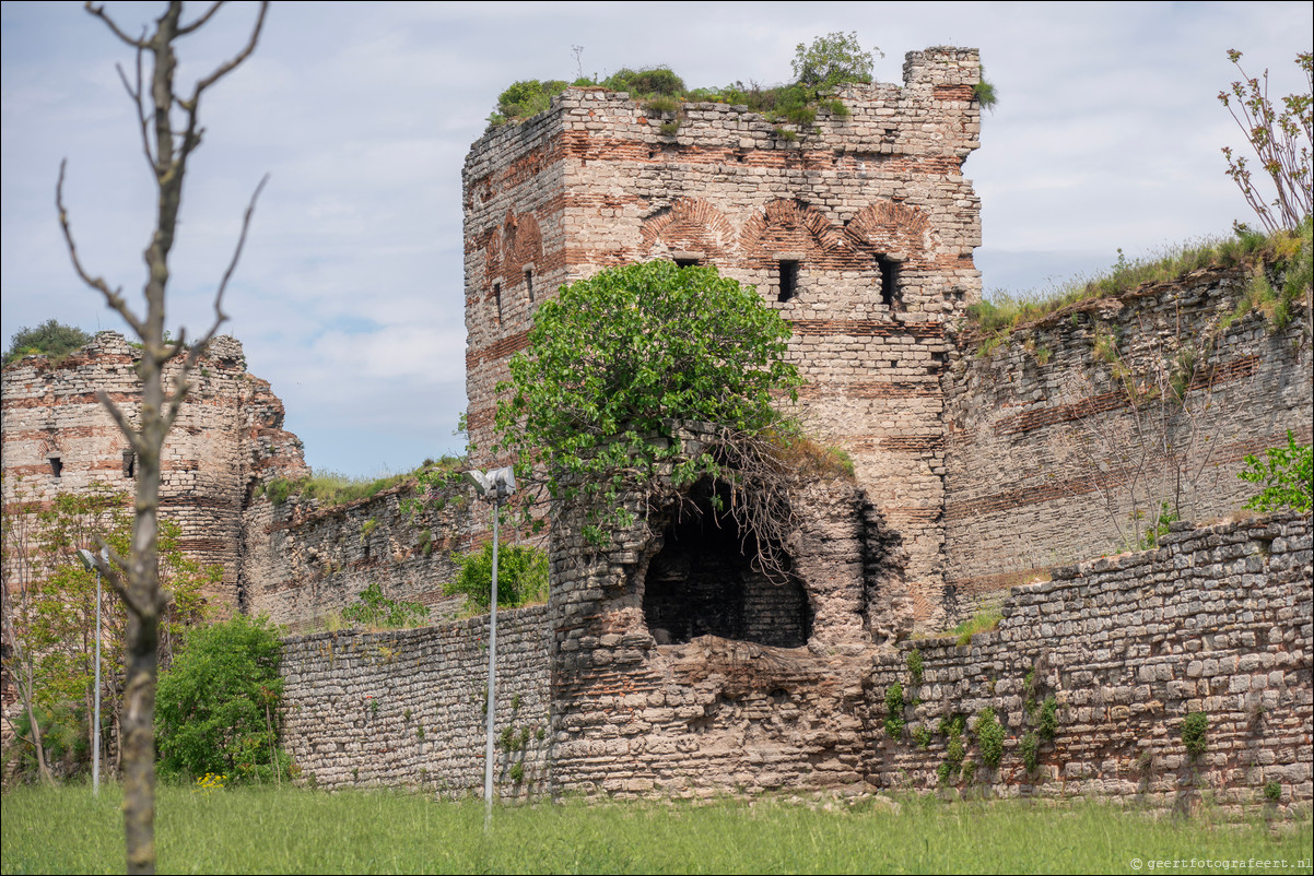 Istanbul Constantinopel Constantinople Landmuren Muur van Theodosius Theodosian Walls