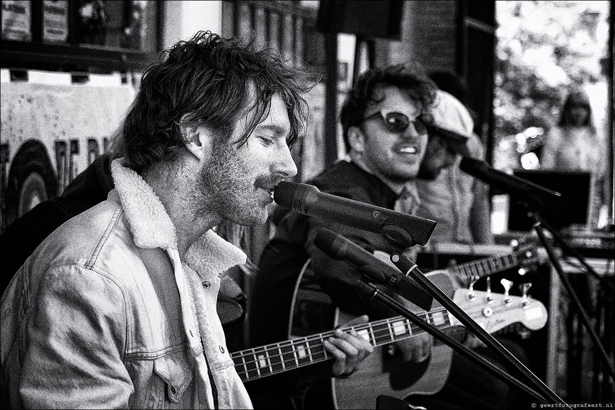 record store day almere go back to the zoo