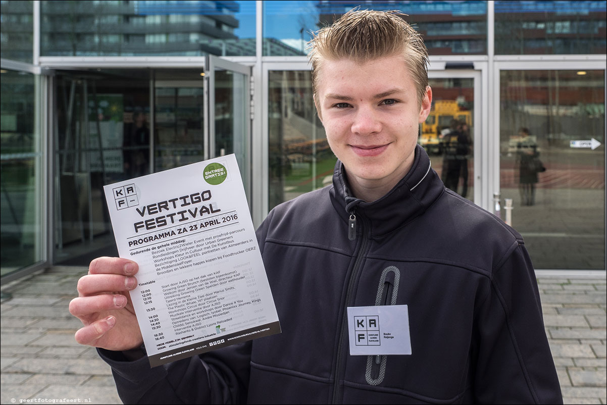 Vertigo Festival Almere met Flying Carpet van Hunk, lezingen, e-bikes, informatiestands en muziek