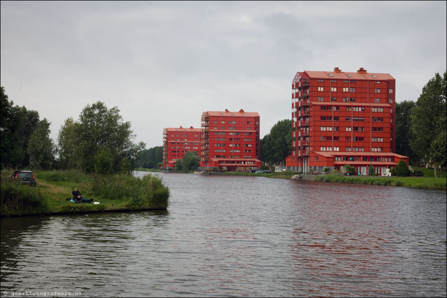 rode donders, almere buiten