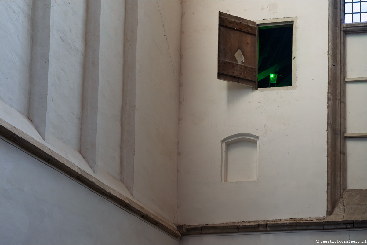 Oude Kerk te Amsterdam, tentoonstelling When Doubt Turns into Destiny van Navid Nuur