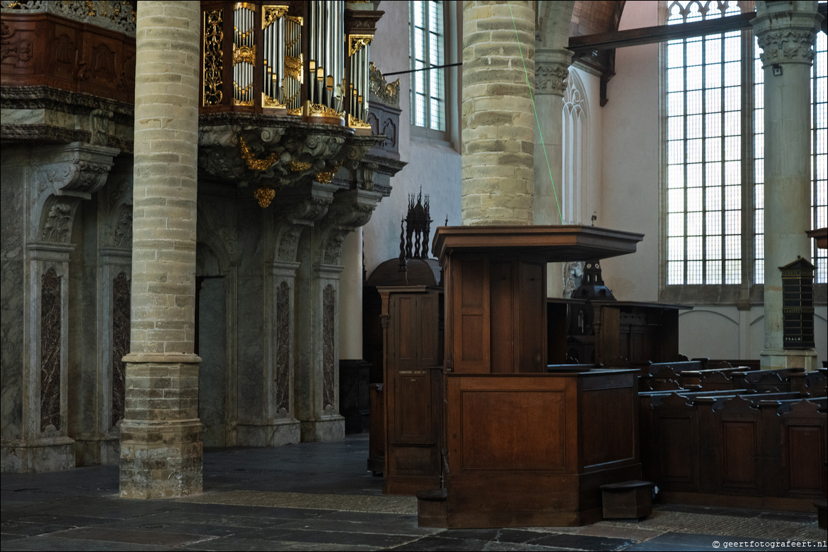 Oude Kerk te Amsterdam, tentoonstelling When Doubt Turns into Destiny van Navid Nuur