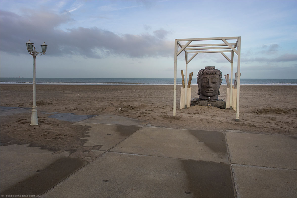 hoek van holland - scheveningen - langs strand