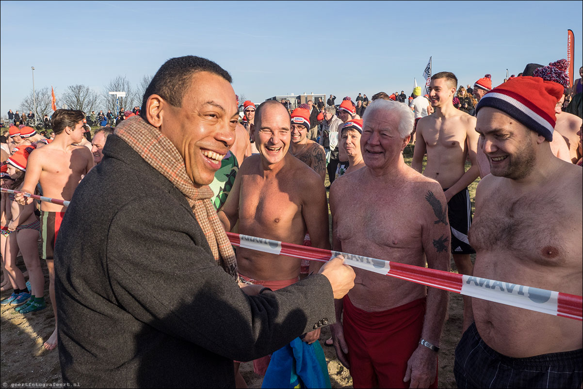 nieuwjaarsduik almere 2016