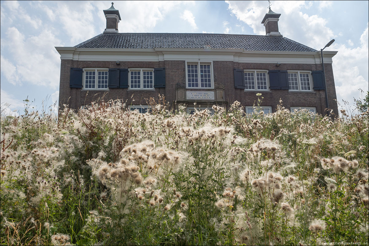 zuiderzeepad gemeenlandshuis diemerzeedijk