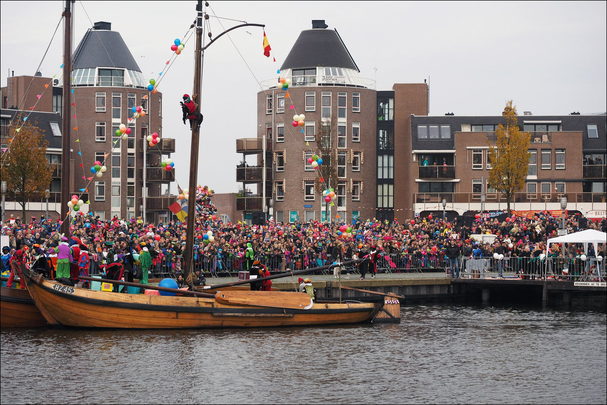 intocht sinterklaas in Almere