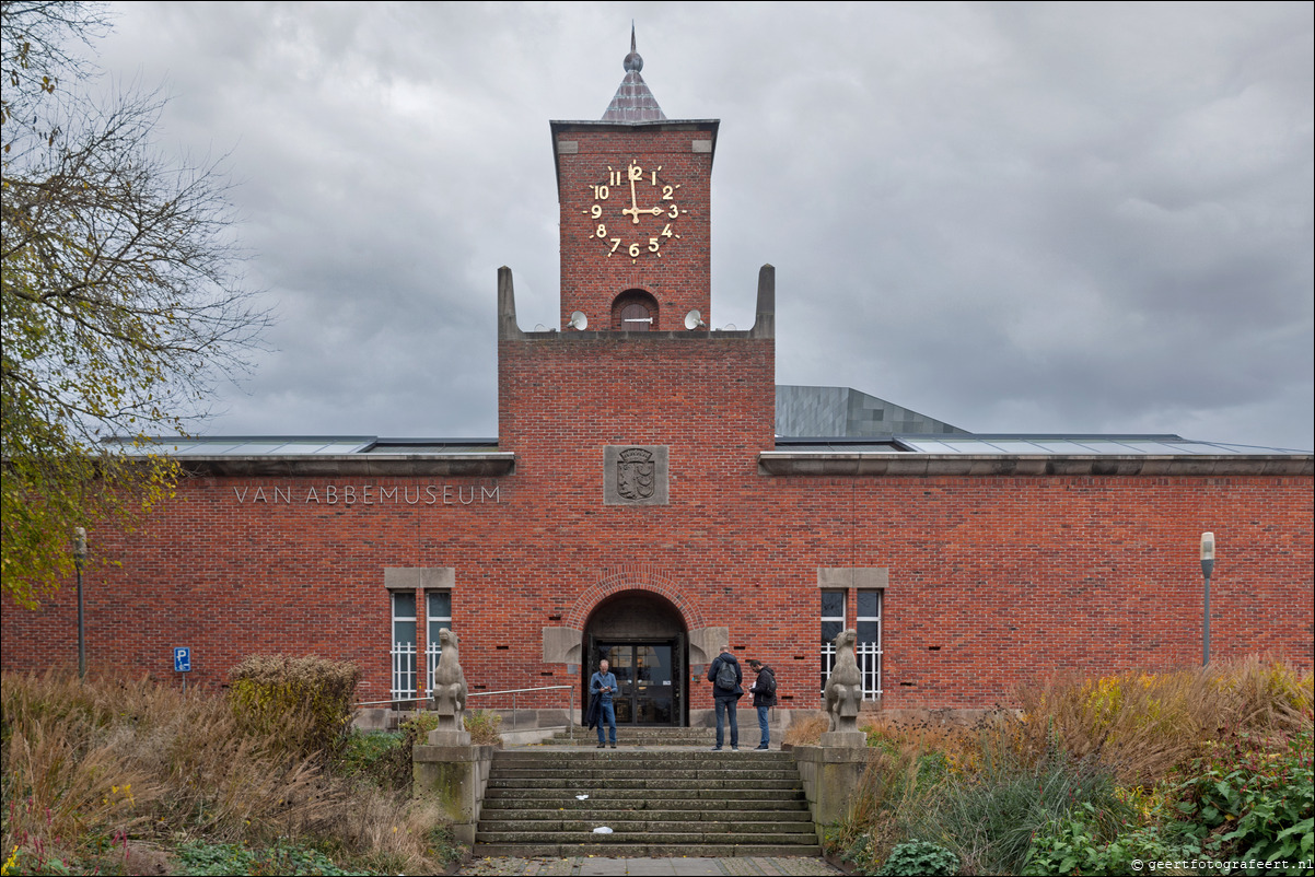 Eindhoven Vanabbemuseum Dwarsverbanden