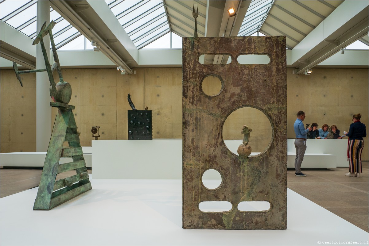 Den Haag - Museum Beelden aan Zee: Joan Mir - Sculptures